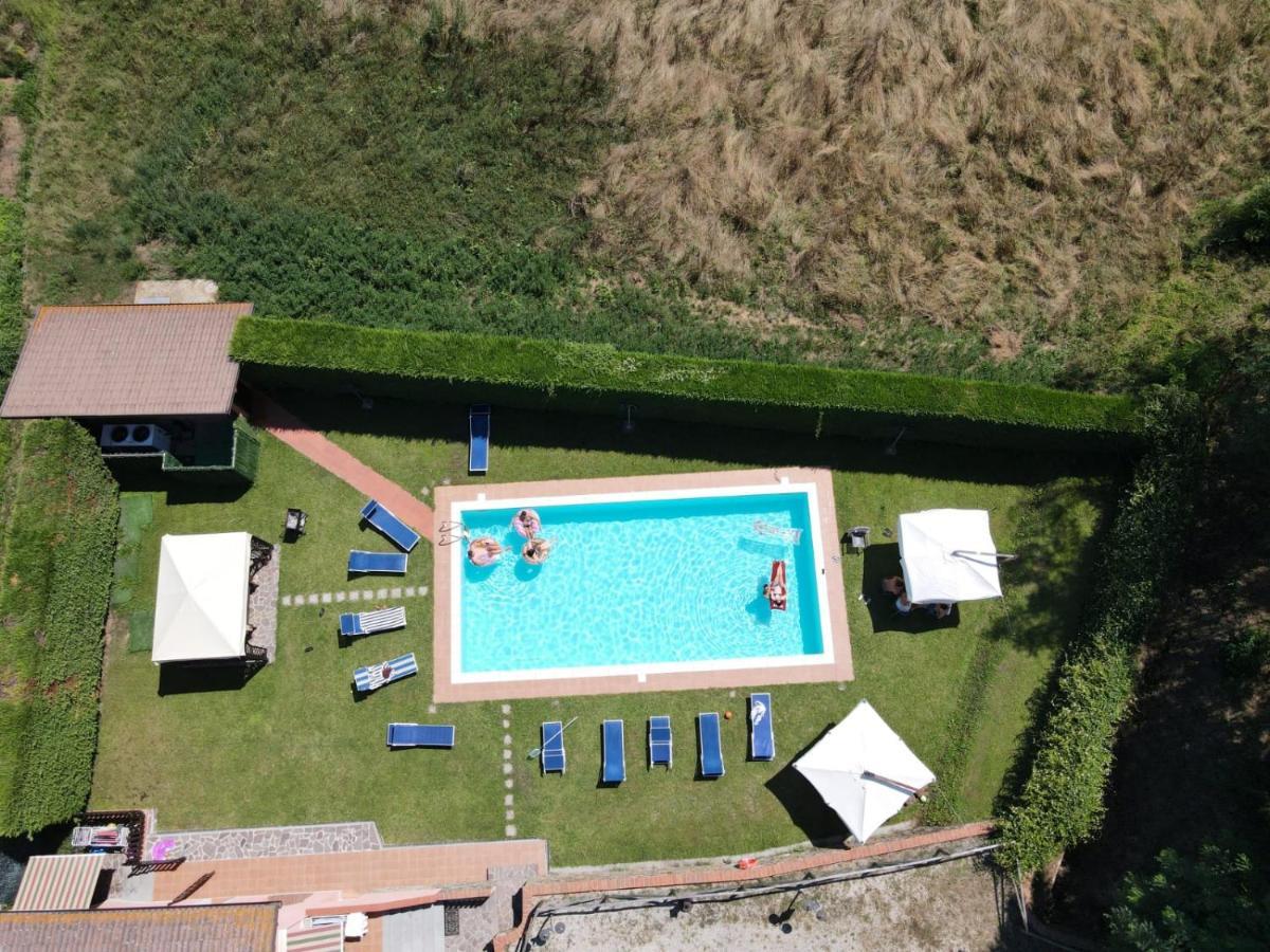 Agriturismo Tenuta Adamo 루카 외부 사진